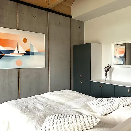 Soling Apartmanhaz Lejlighed Velence