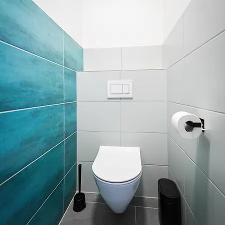 Soling Apartmanhaz Velence